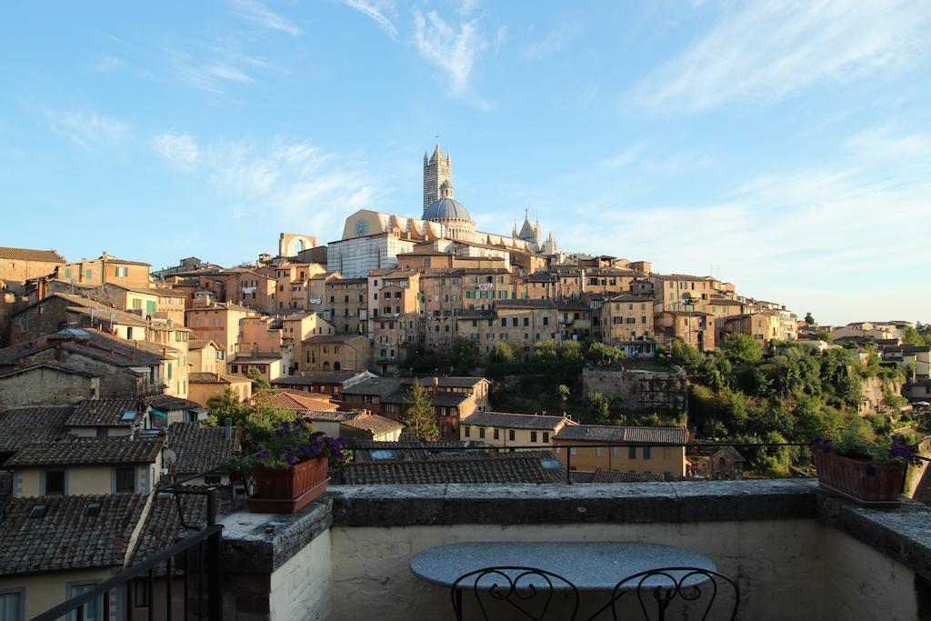 Albergo Bernini Siena Exterior photo